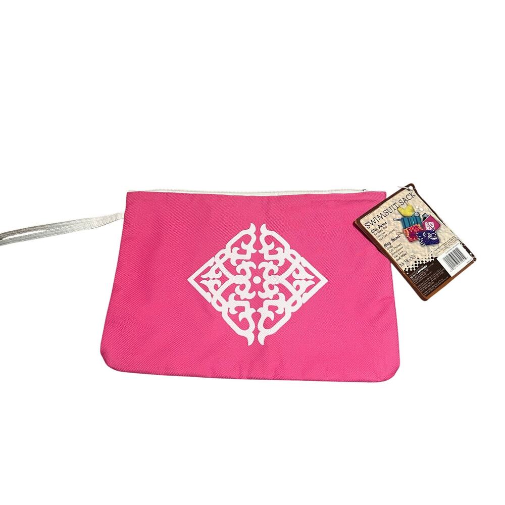 MORGAN GATEWORK MEDALLION PINK SWIMSUIT SACK BAG WRISTLET NWT